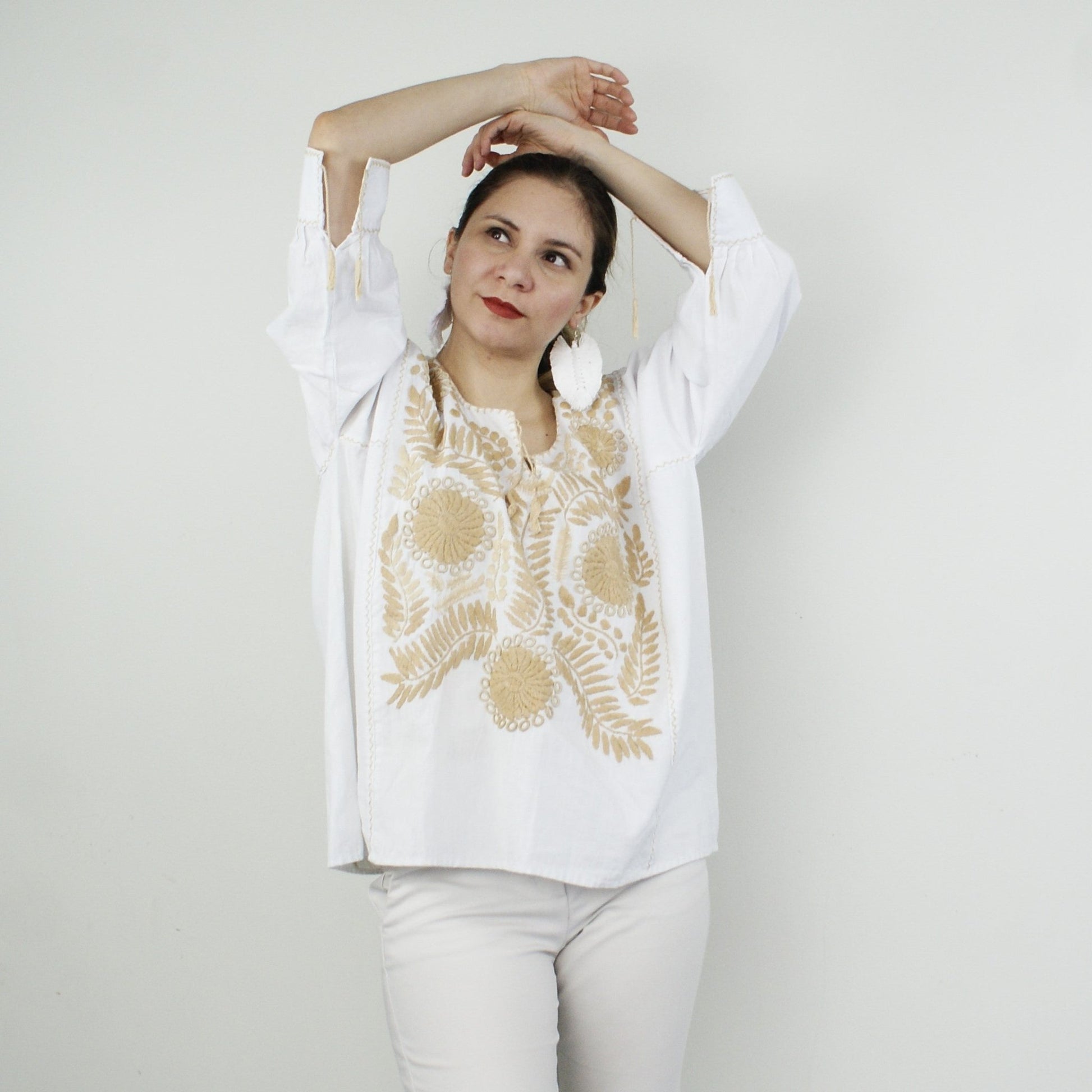 Håndbrodert Bluse -  Joy EVOMAR